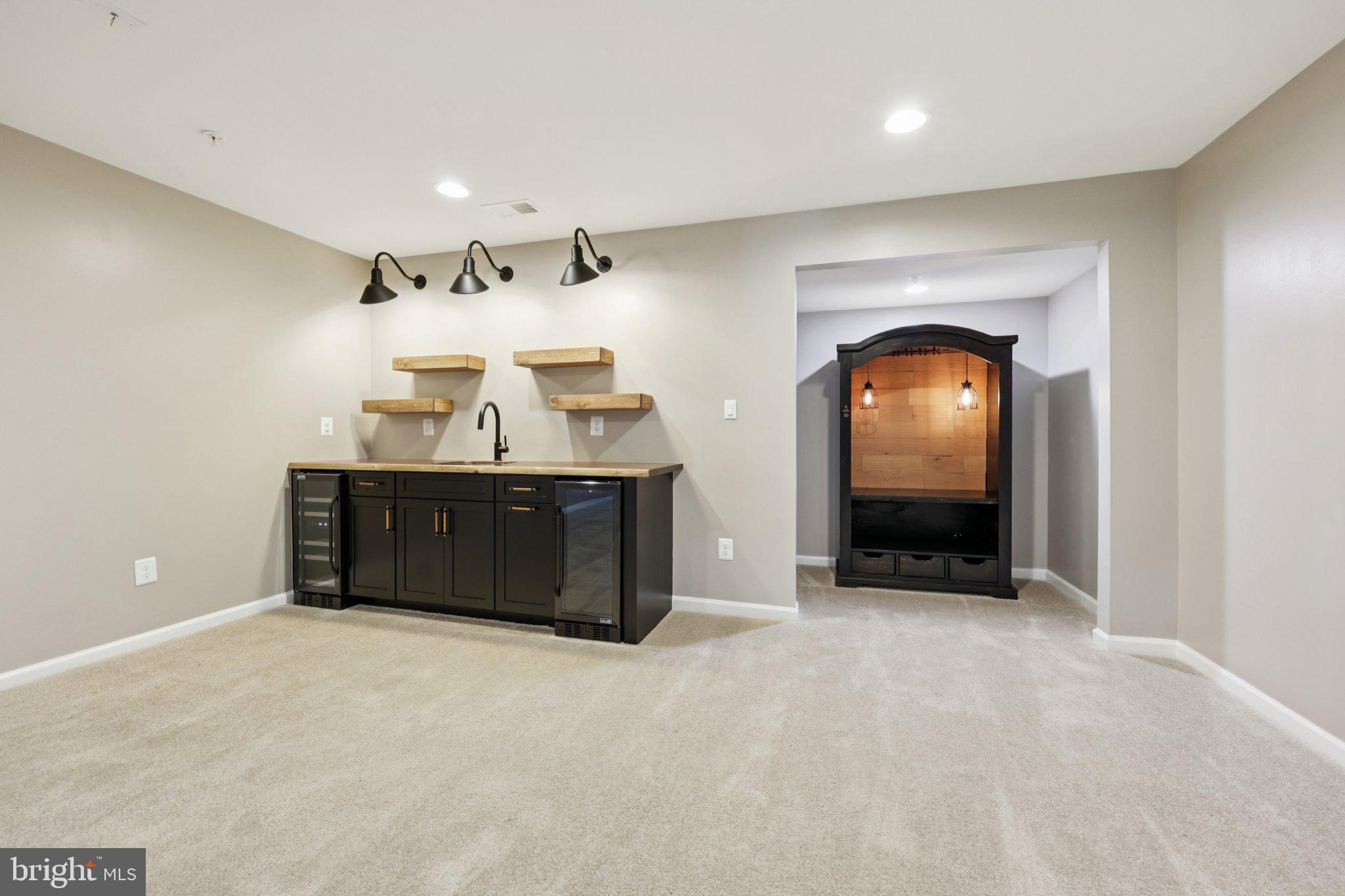 POTOMAC SHORES - Residential
