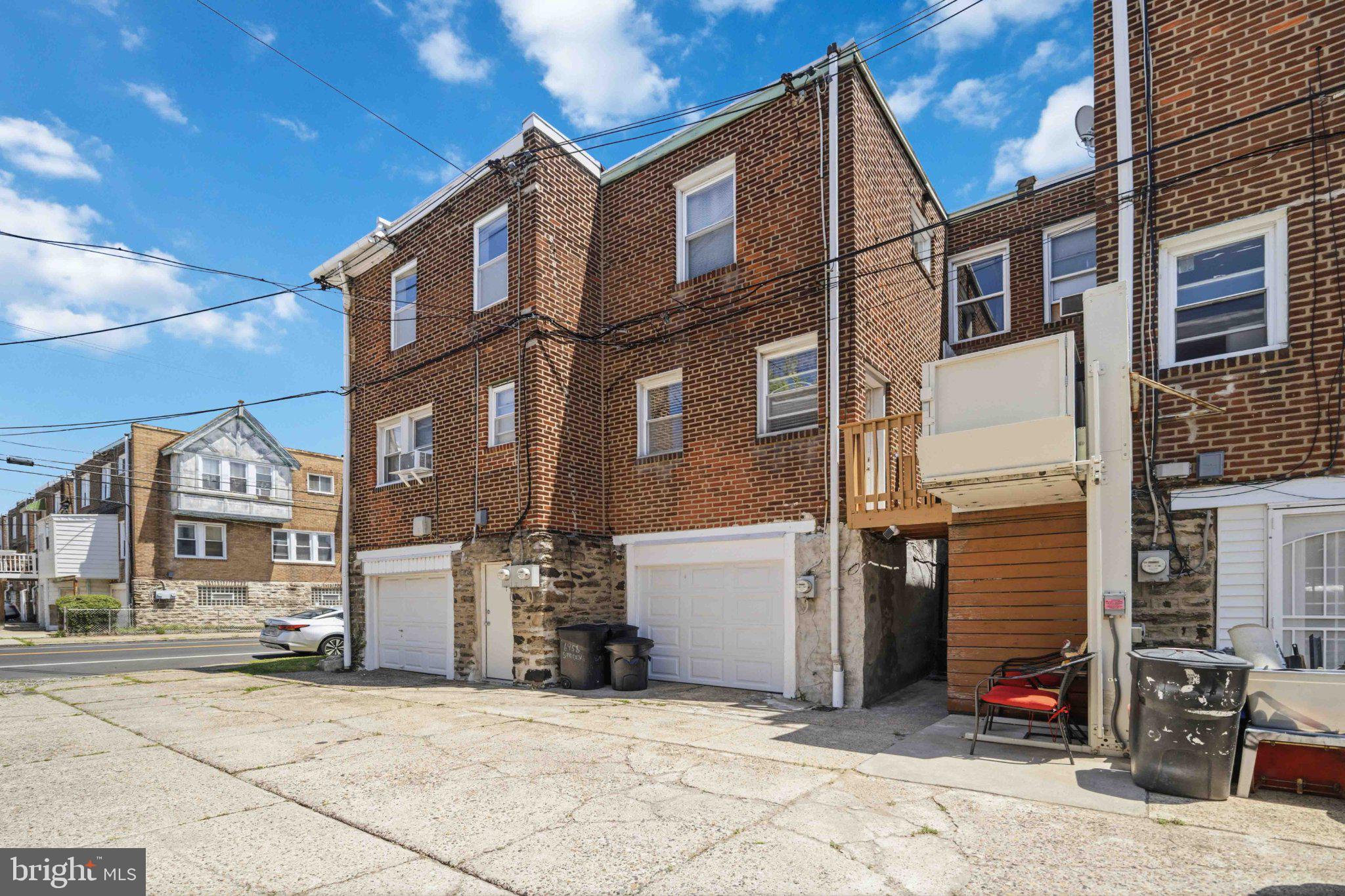 WEST OAK LANE - Residential