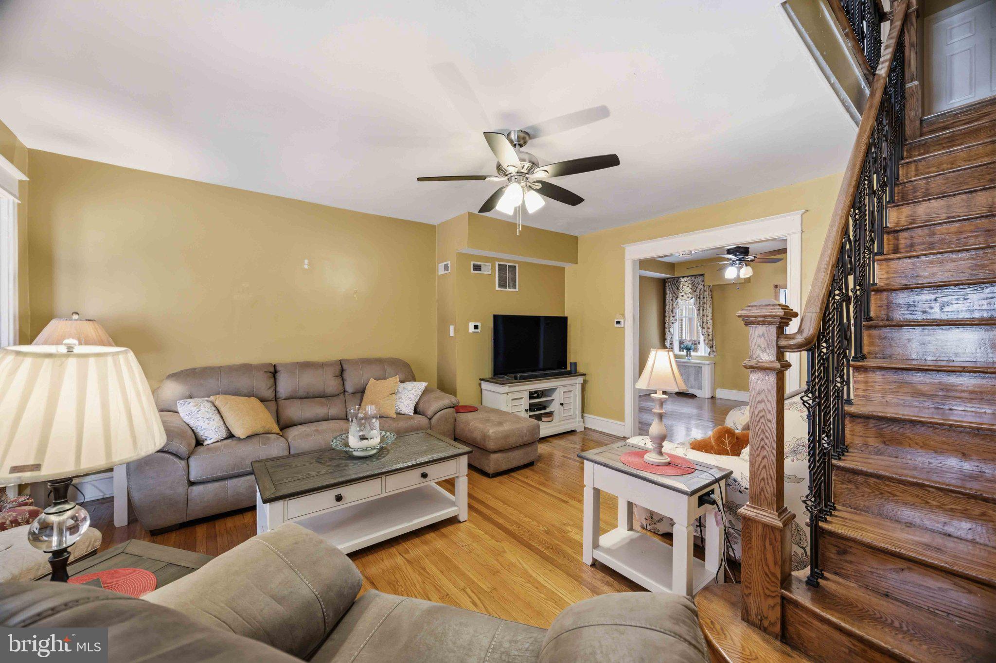 WEST OAK LANE - Residential