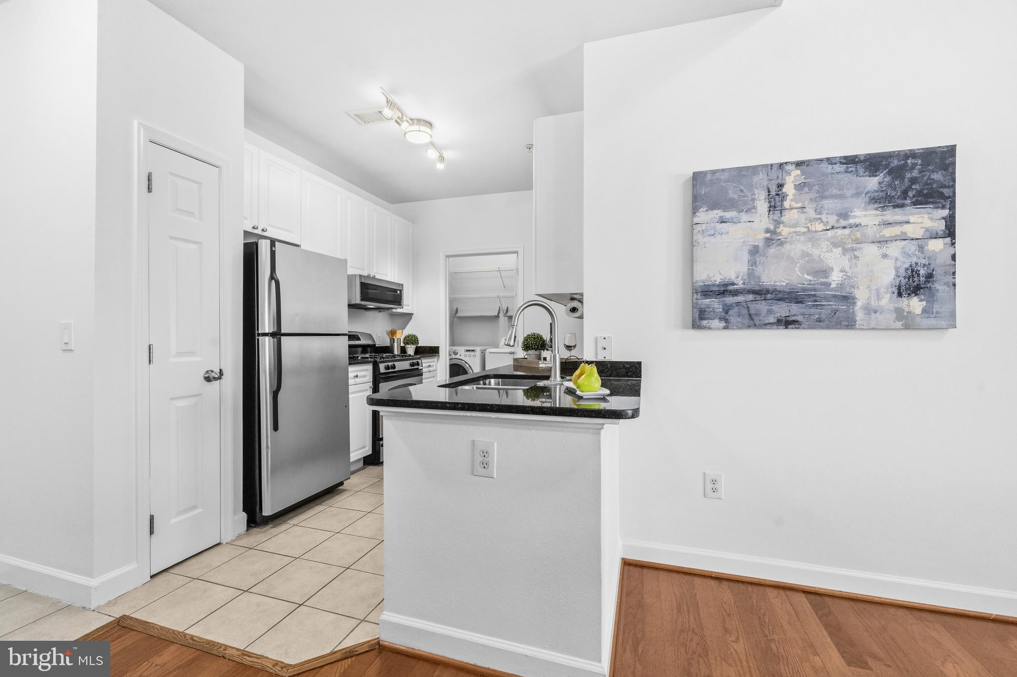FITZ AT ROCKVILLE TOWN C - Residential
