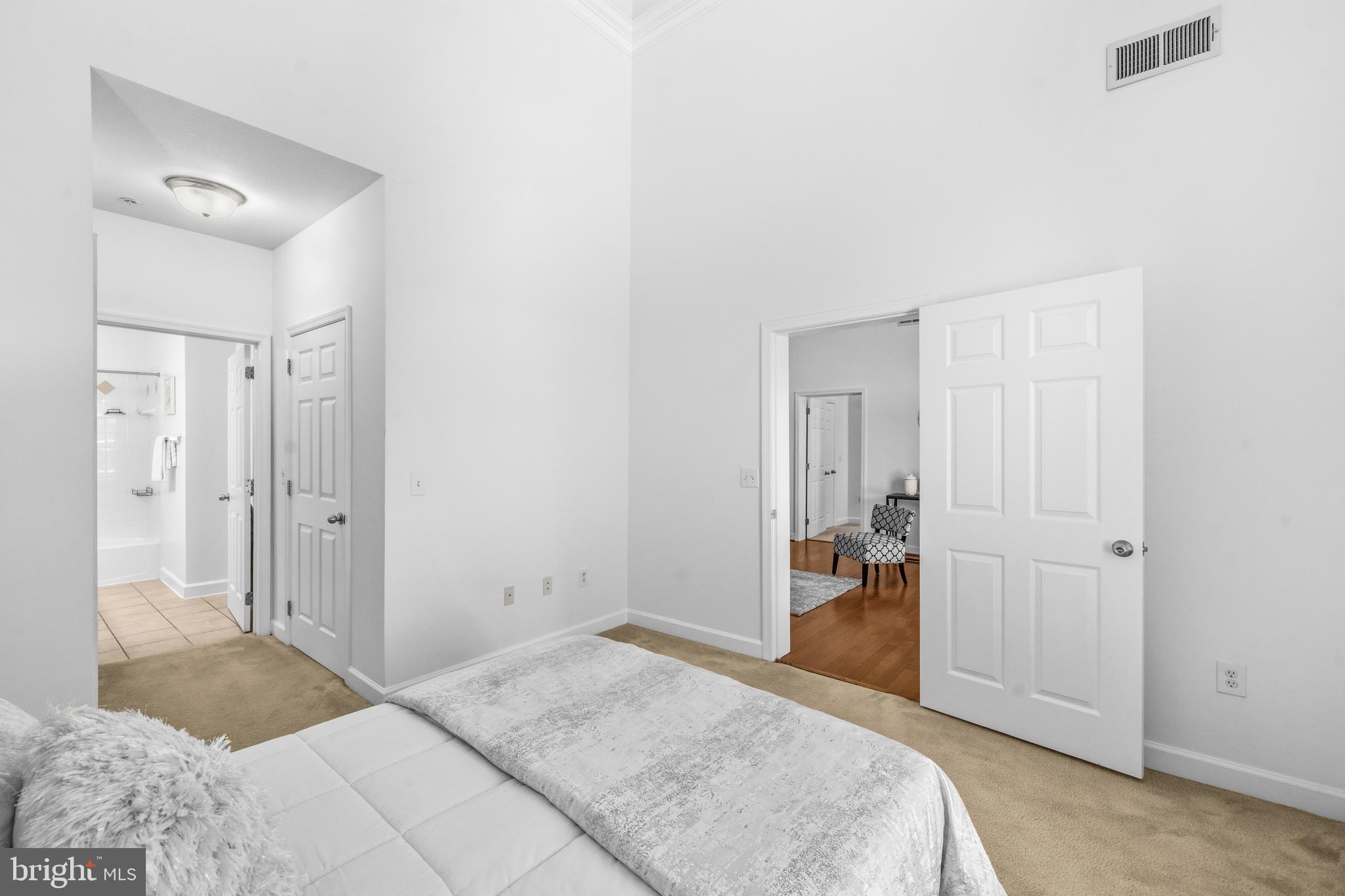 FITZ AT ROCKVILLE TOWN C - Residential