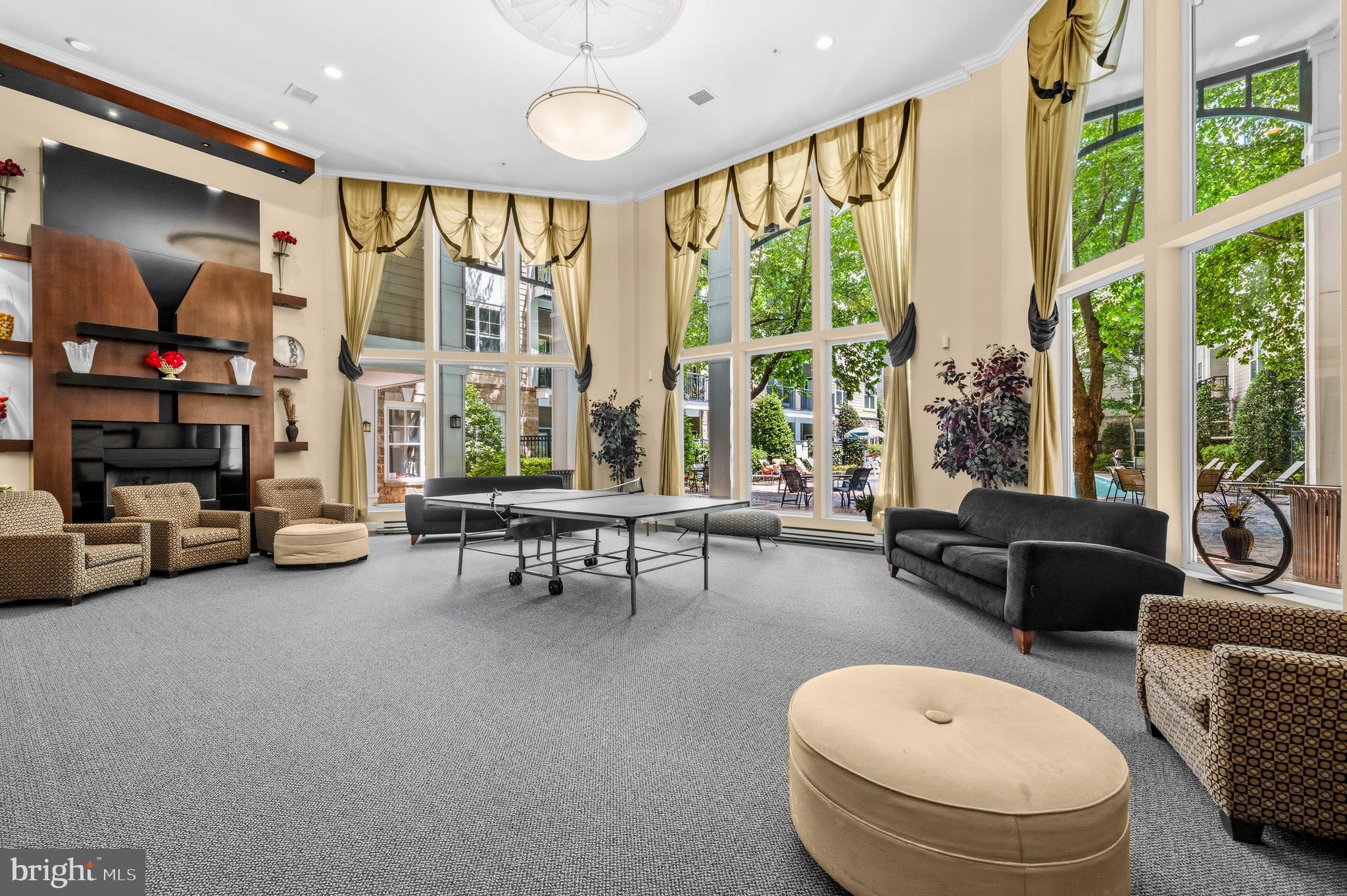 FITZ AT ROCKVILLE TOWN C - Residential