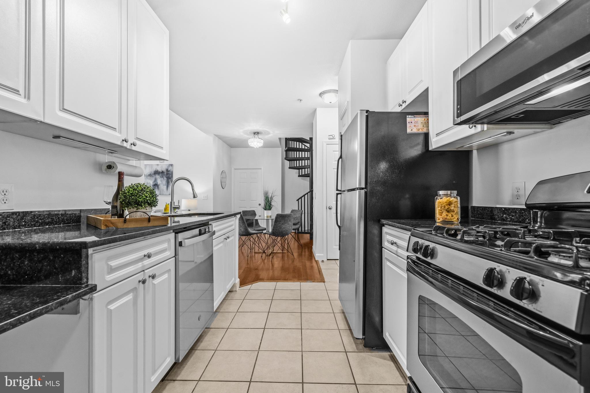 FITZ AT ROCKVILLE TOWN C - Residential