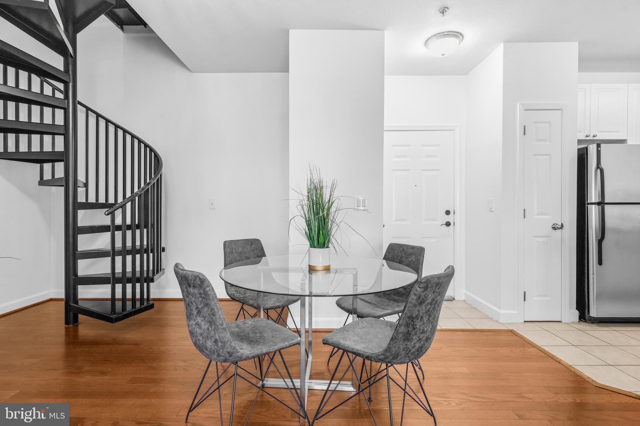 FITZ AT ROCKVILLE TOWN C - Residential