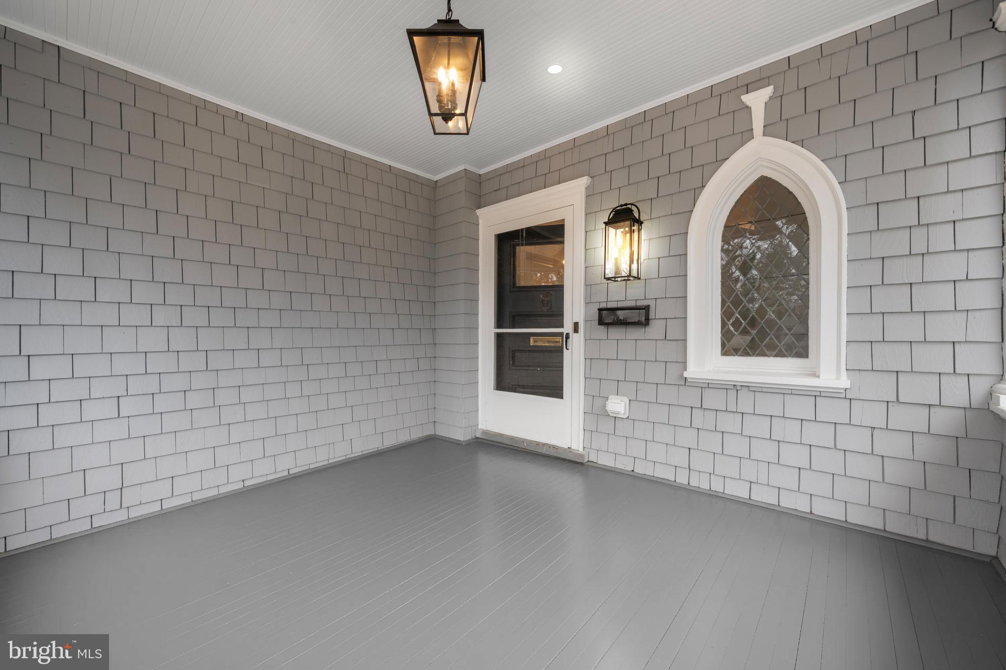 ROLAND PARK - Residential
