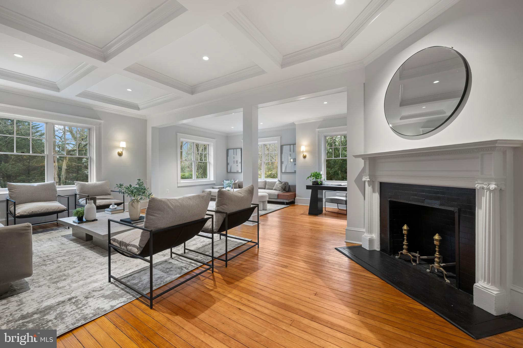 ROLAND PARK - Residential