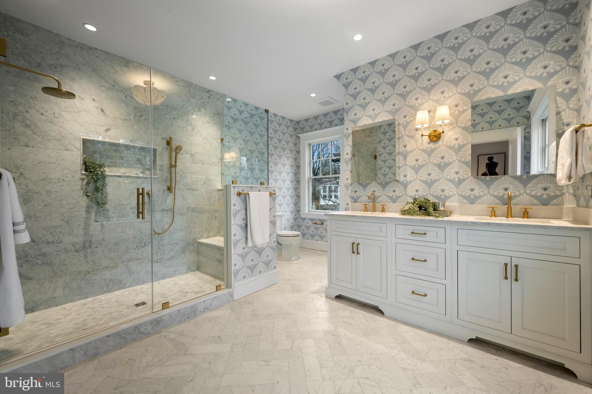 ROLAND PARK - Residential