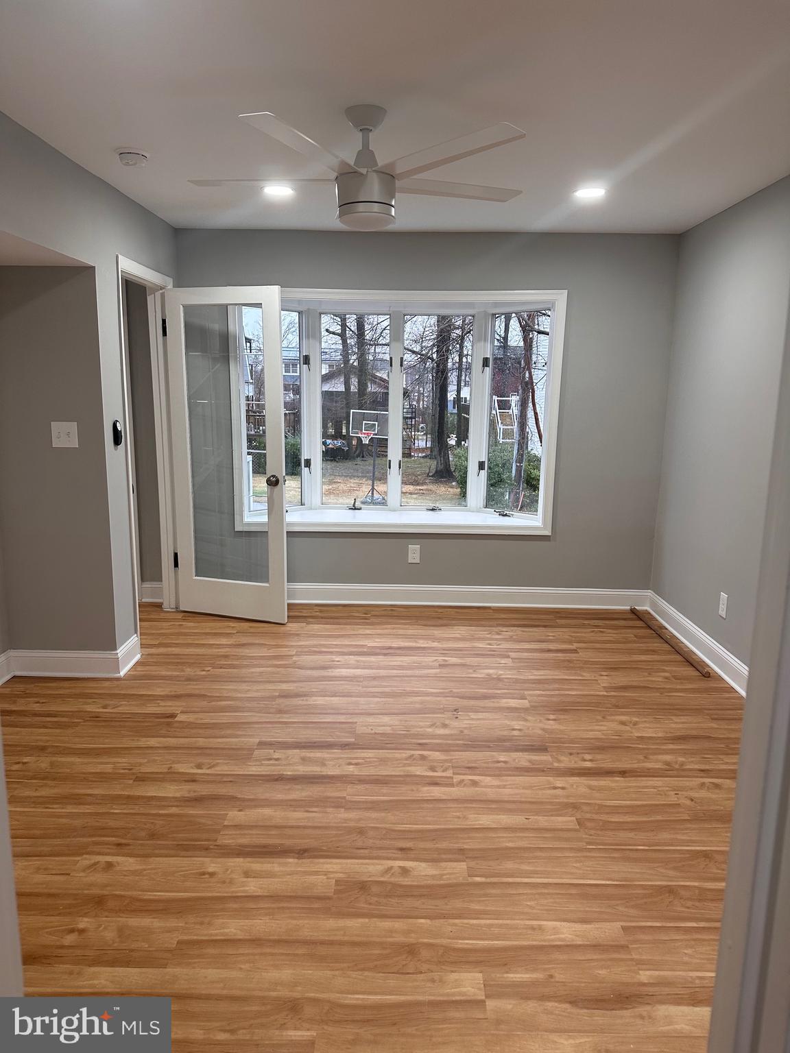 OYSTER HARBOR - Residential