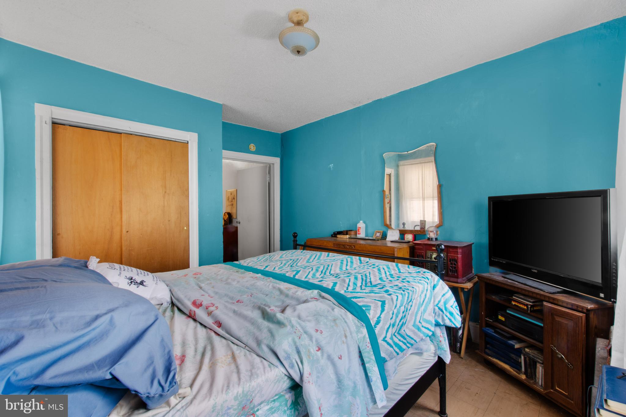 POINT BREEZE - Residential