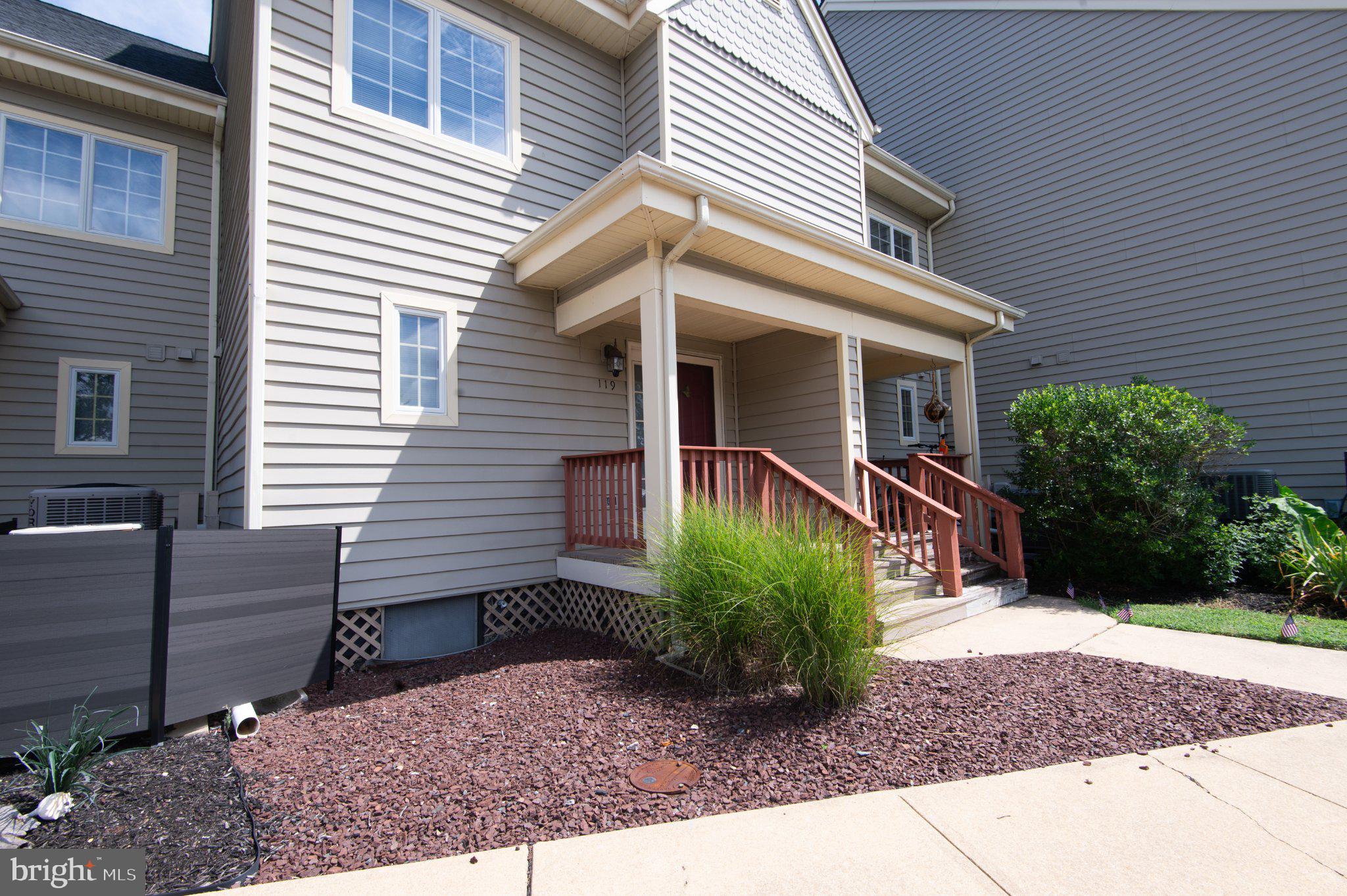 WARWICK LANDING - Residential