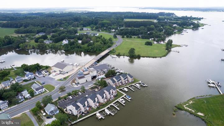 WARWICK LANDING - Residential