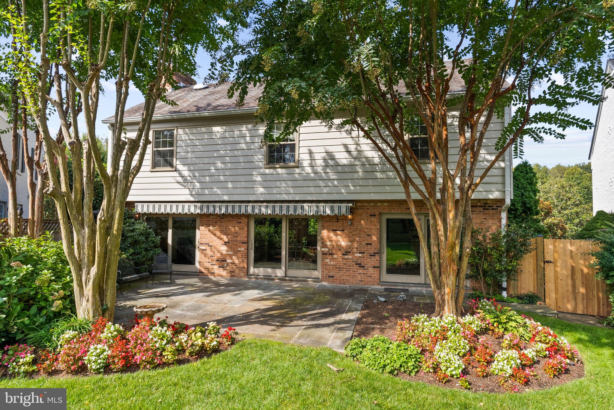 WESTMORELAND HILLS - Residential