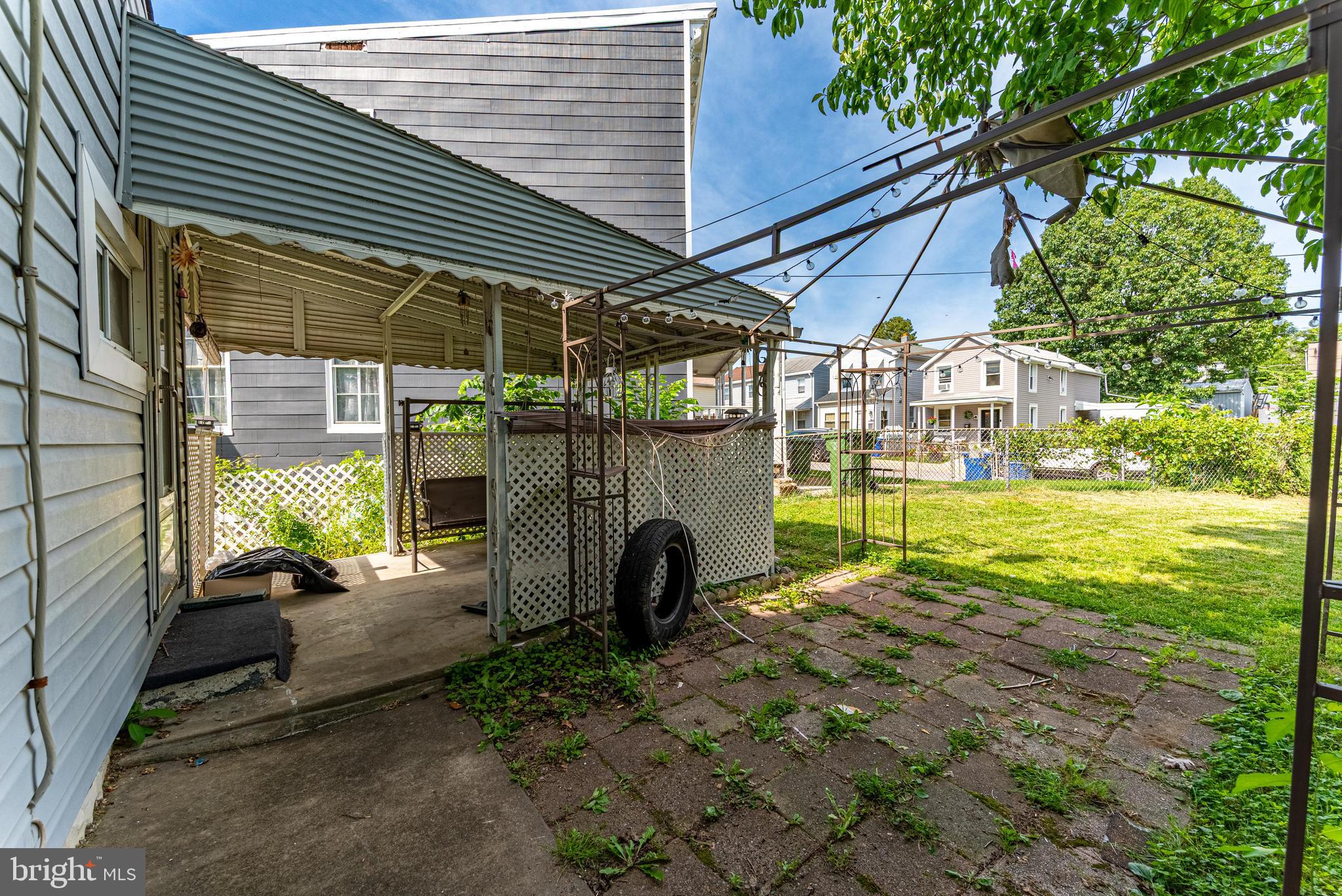 HAMPDEN HISTORIC DISTRICT - Residential