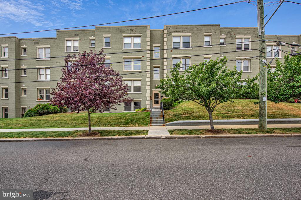BROOKLAND - Residential