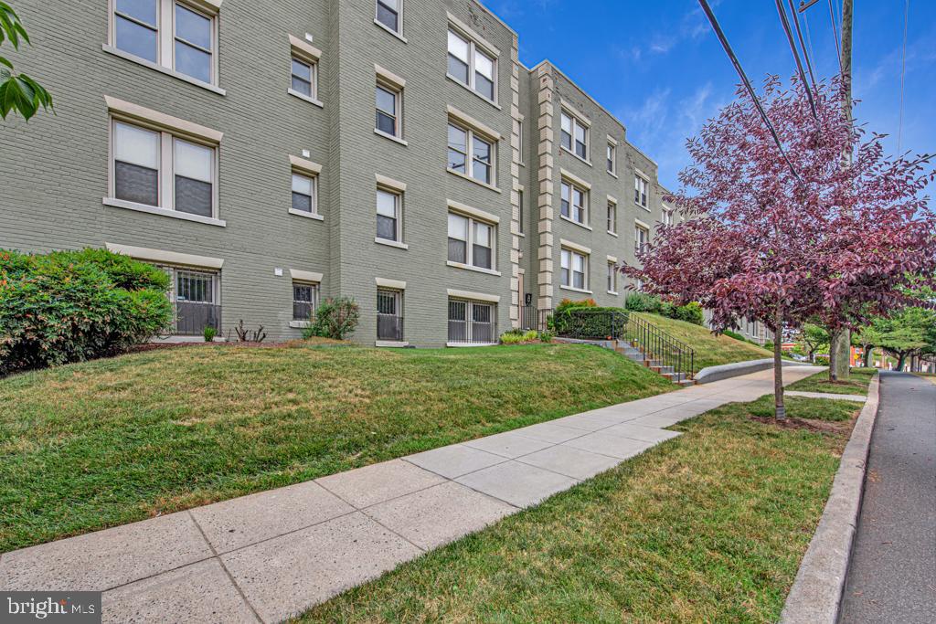 BROOKLAND - Residential