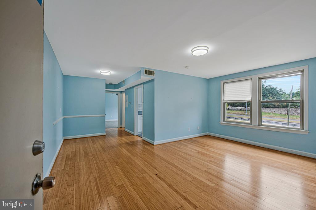 BROOKLAND - Residential