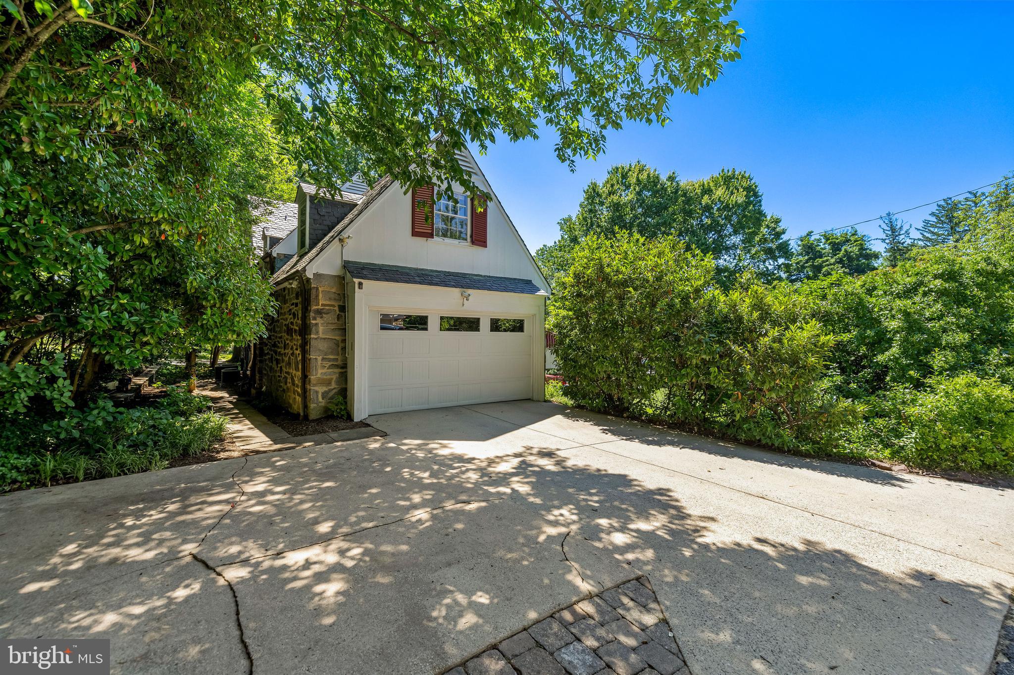 GREATER HOMELAND HISTORIC DISTRICT - Residential