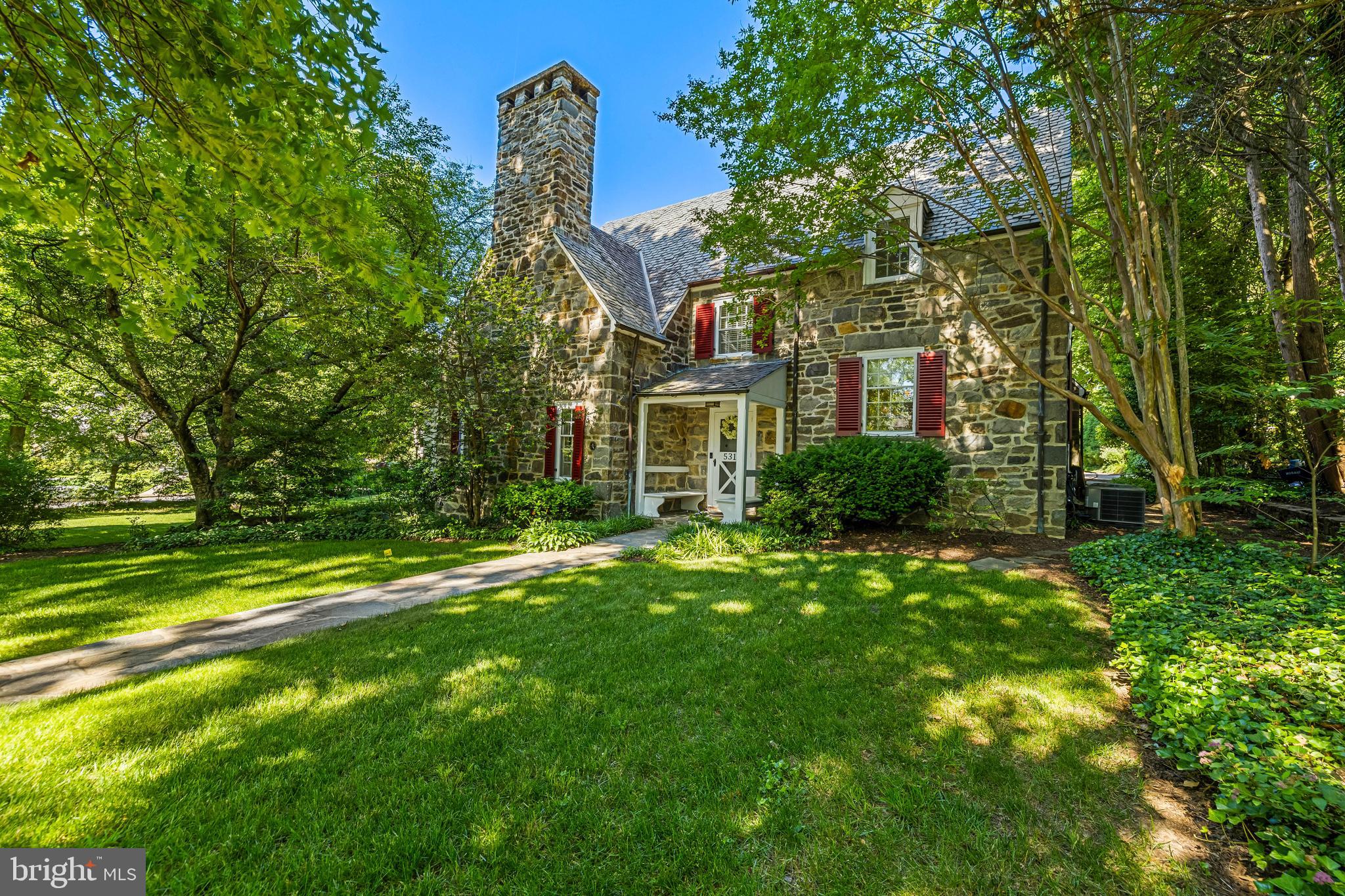 GREATER HOMELAND HISTORIC DISTRICT - Residential