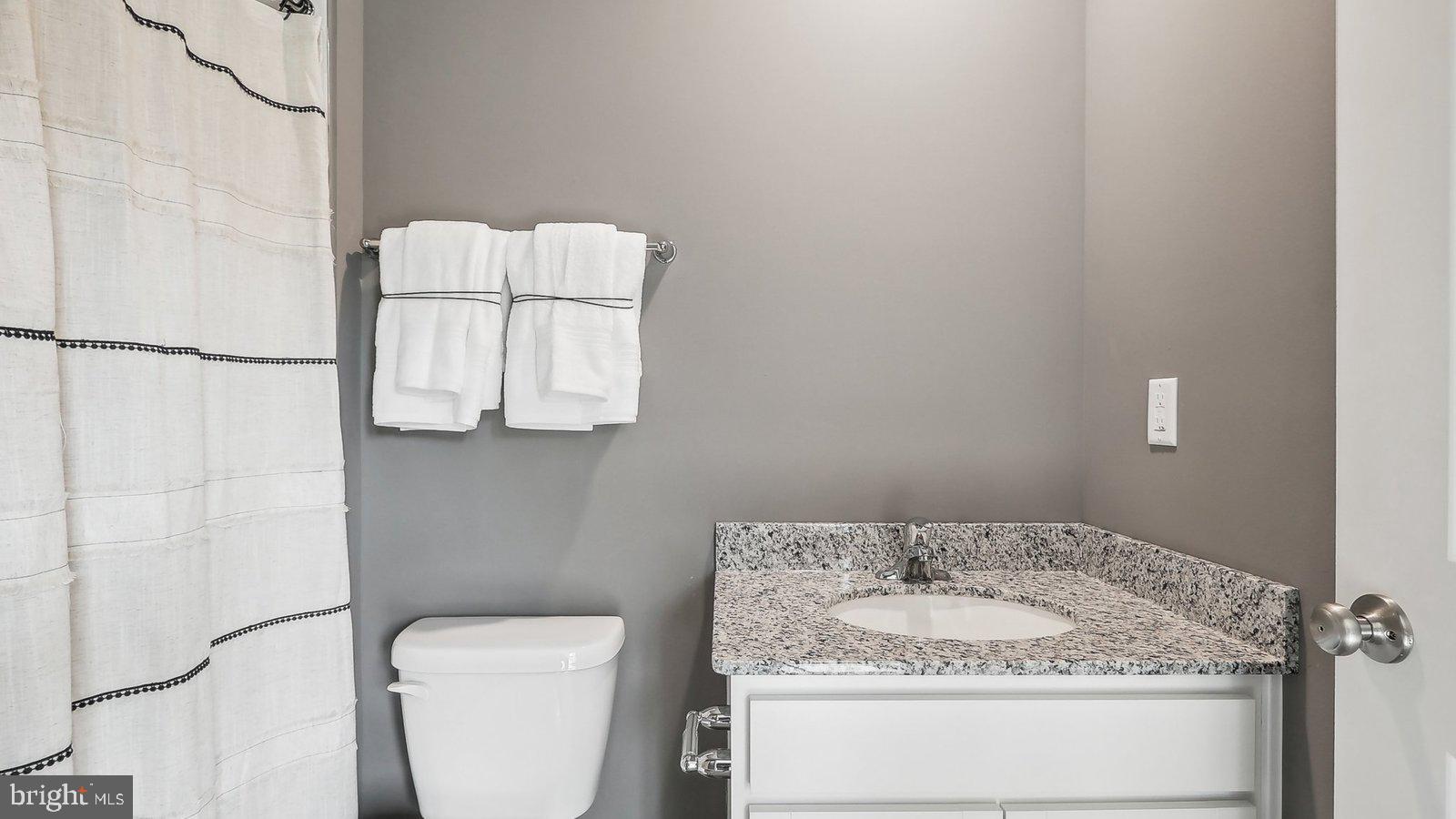 RETREAT AT WINDING CREEK - Residential