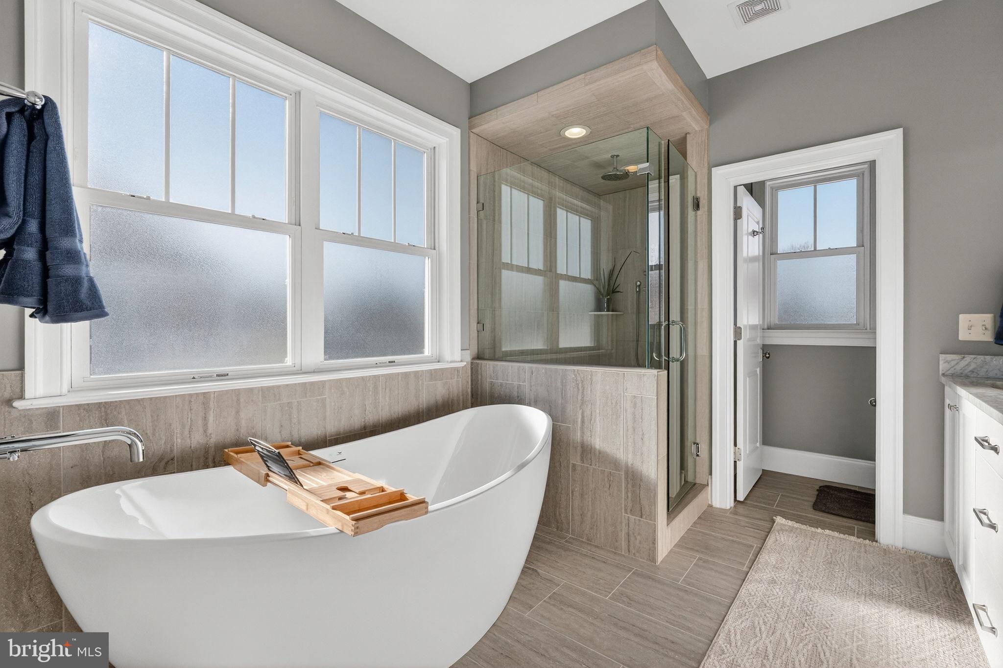 ALCOVA HEIGHTS - Residential
