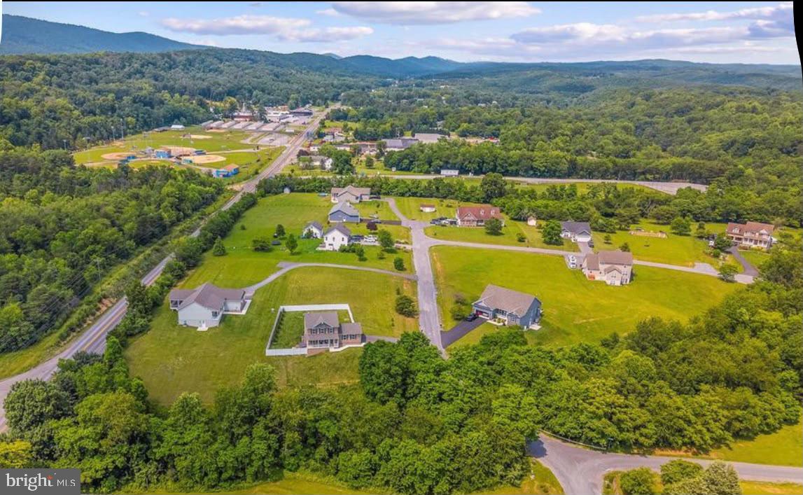 POINT VIEW ESTATES - Residential
