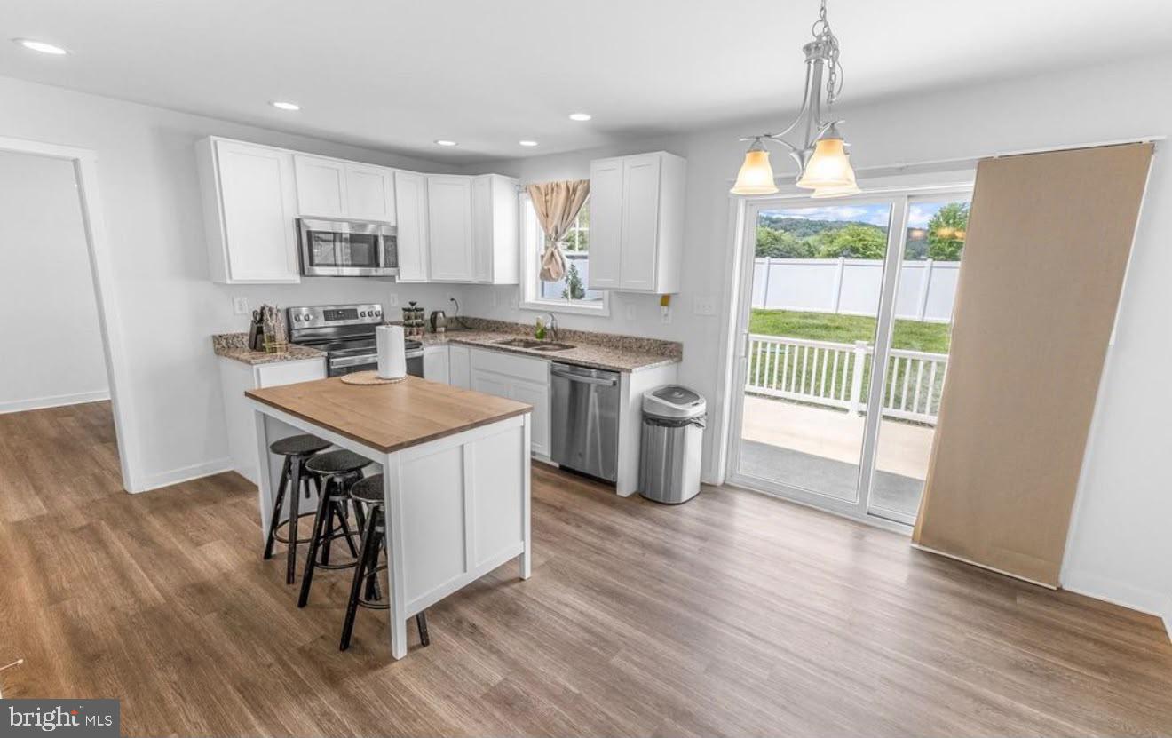 POINT VIEW ESTATES - Residential
