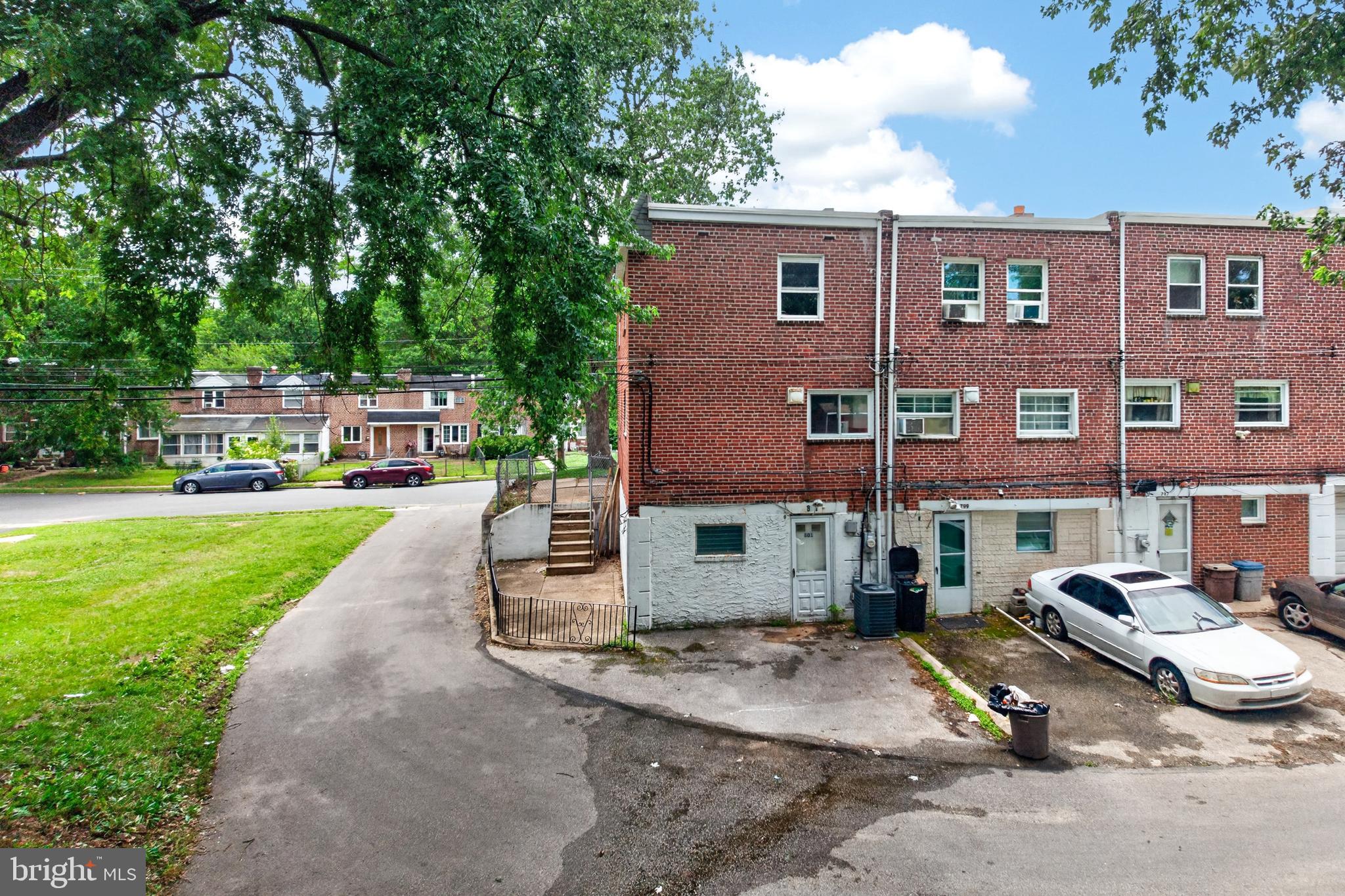 DELMAR VILLAGE - Residential