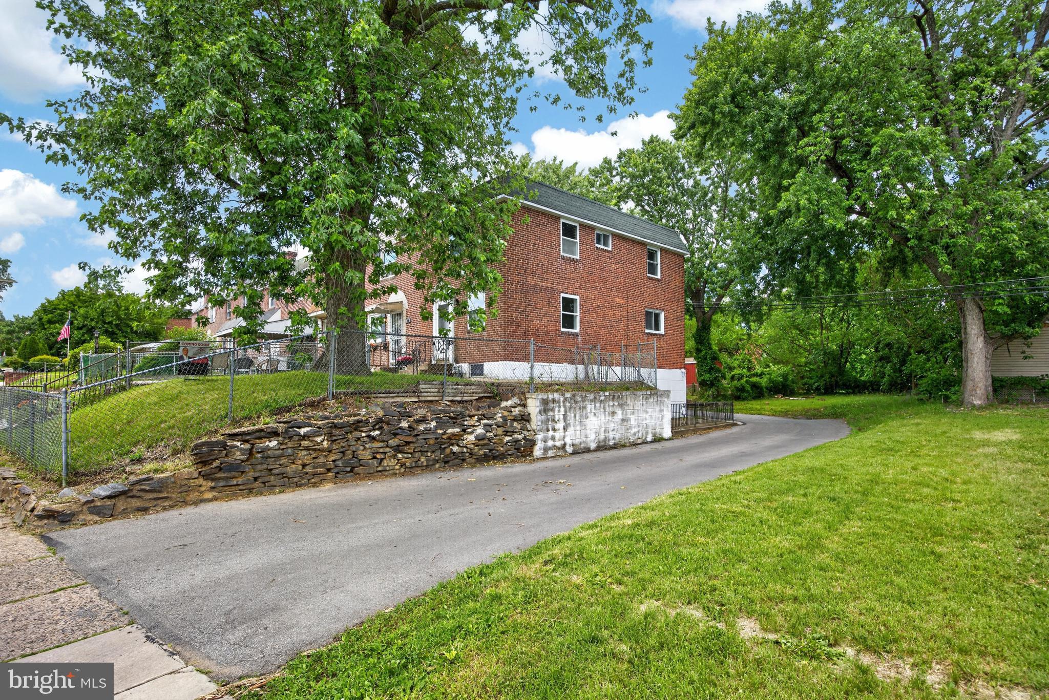 DELMAR VILLAGE - Residential