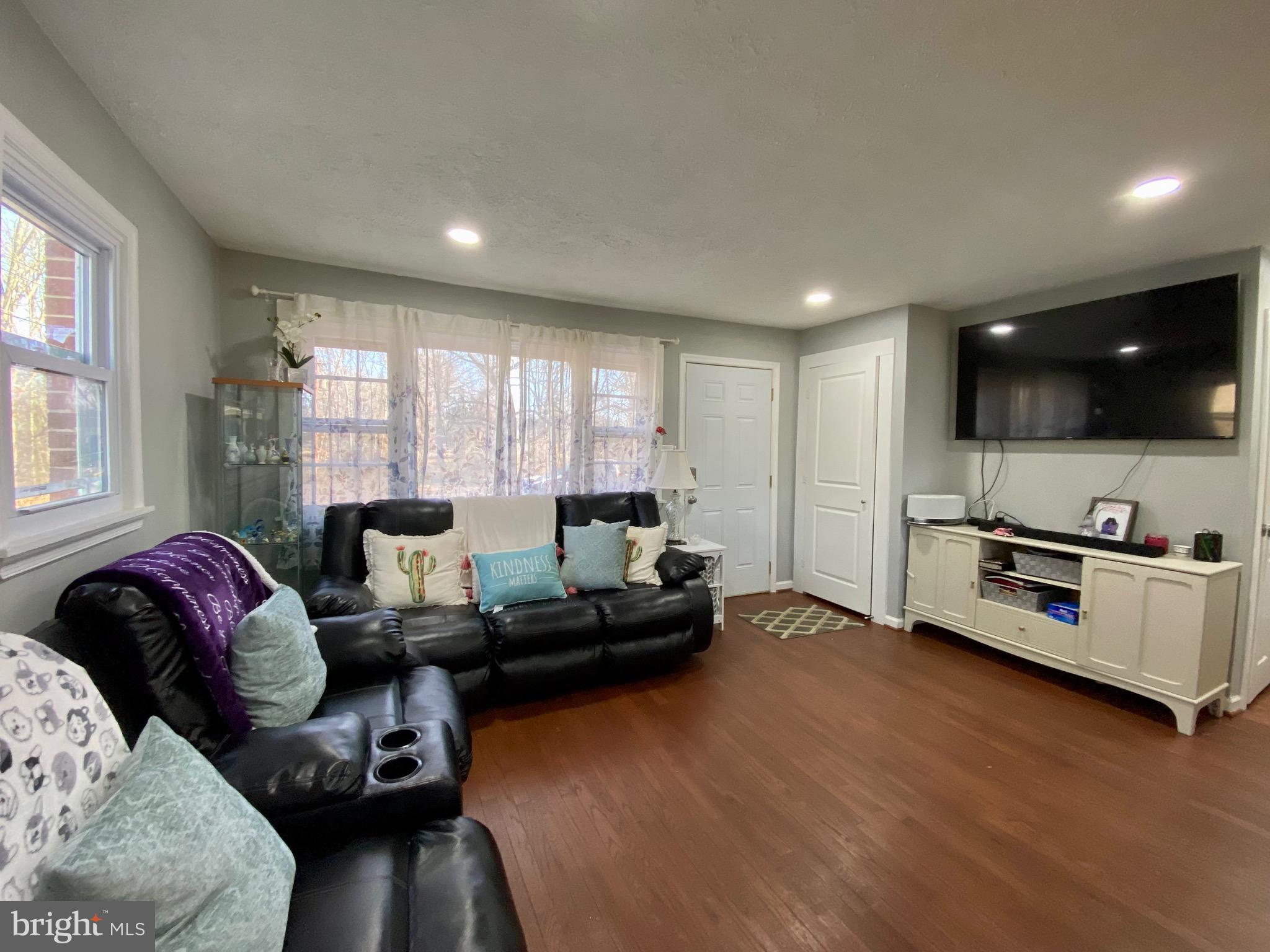 SOUTH GLYMONT SUB - Residential