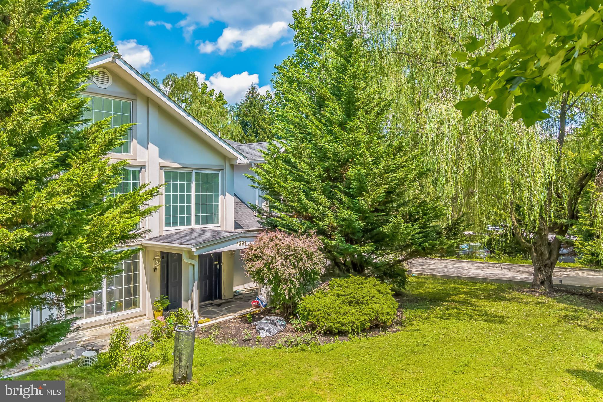 JUSTA FARMS - Residential