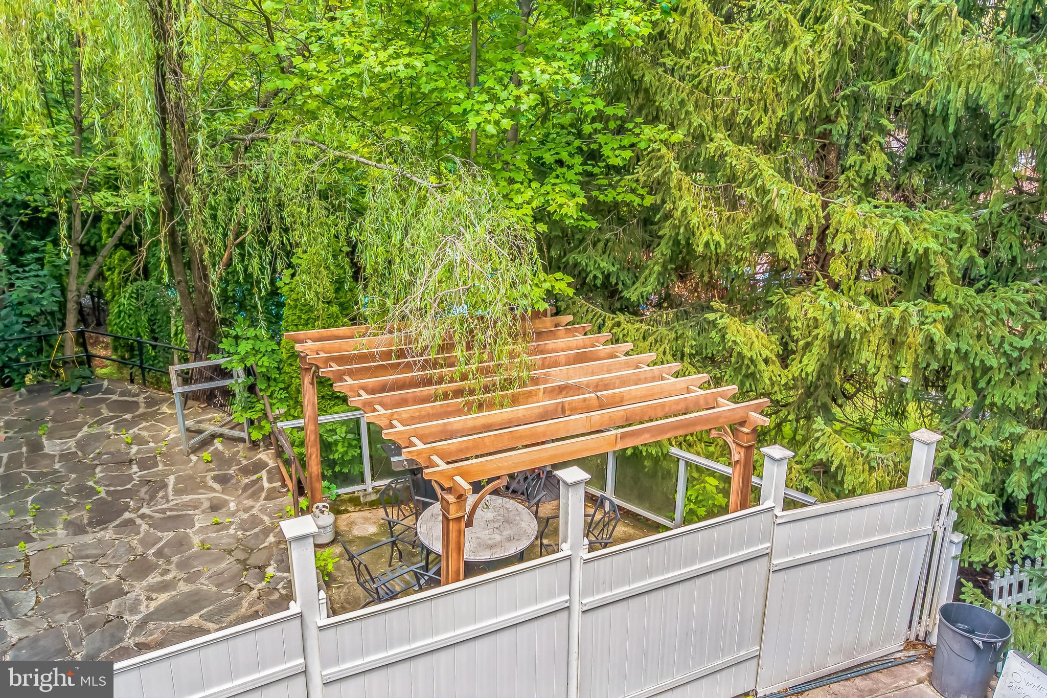JUSTA FARMS - Residential