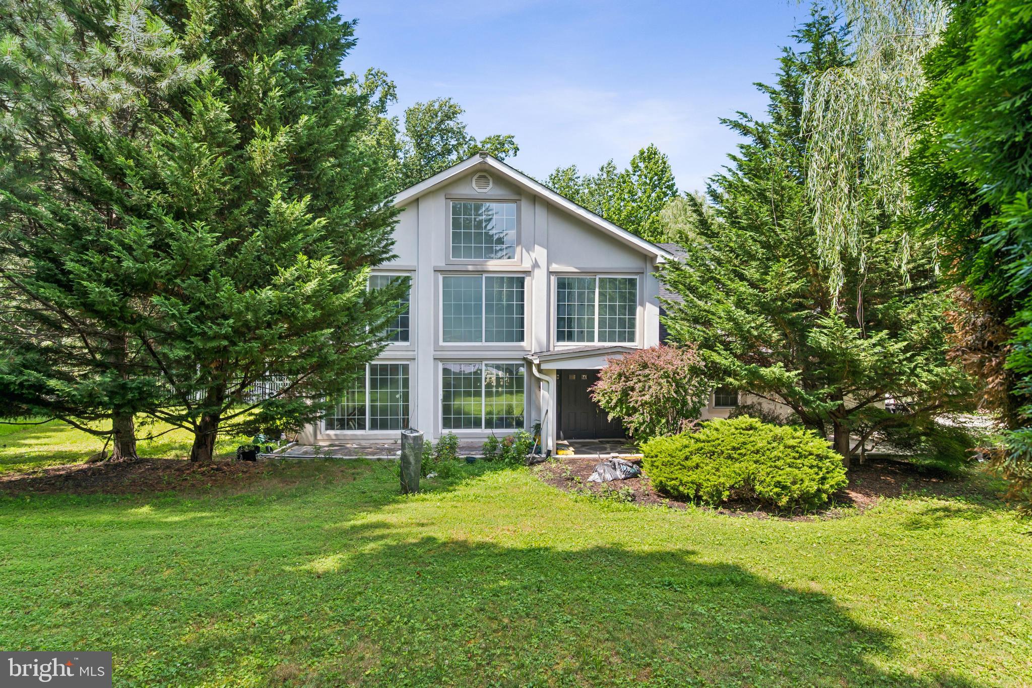 JUSTA FARMS - Residential