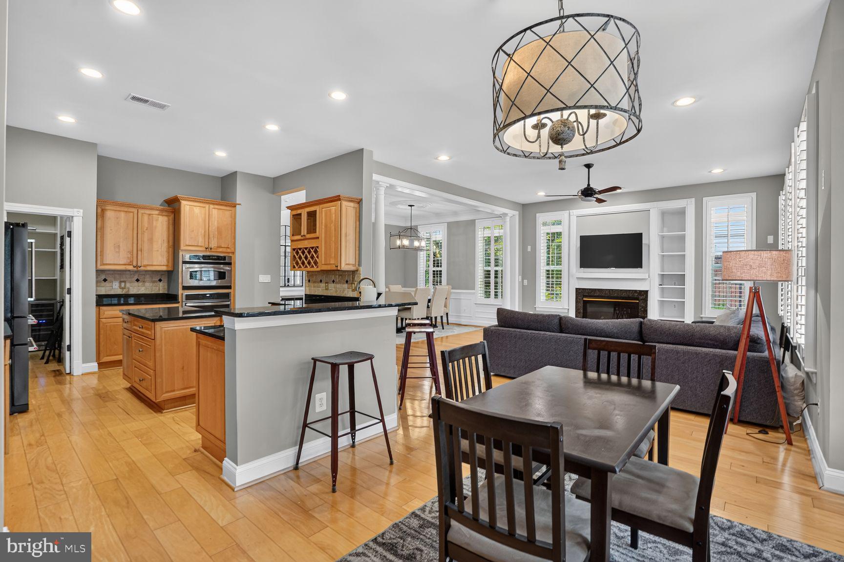 CASCADES/LOWES - Residential