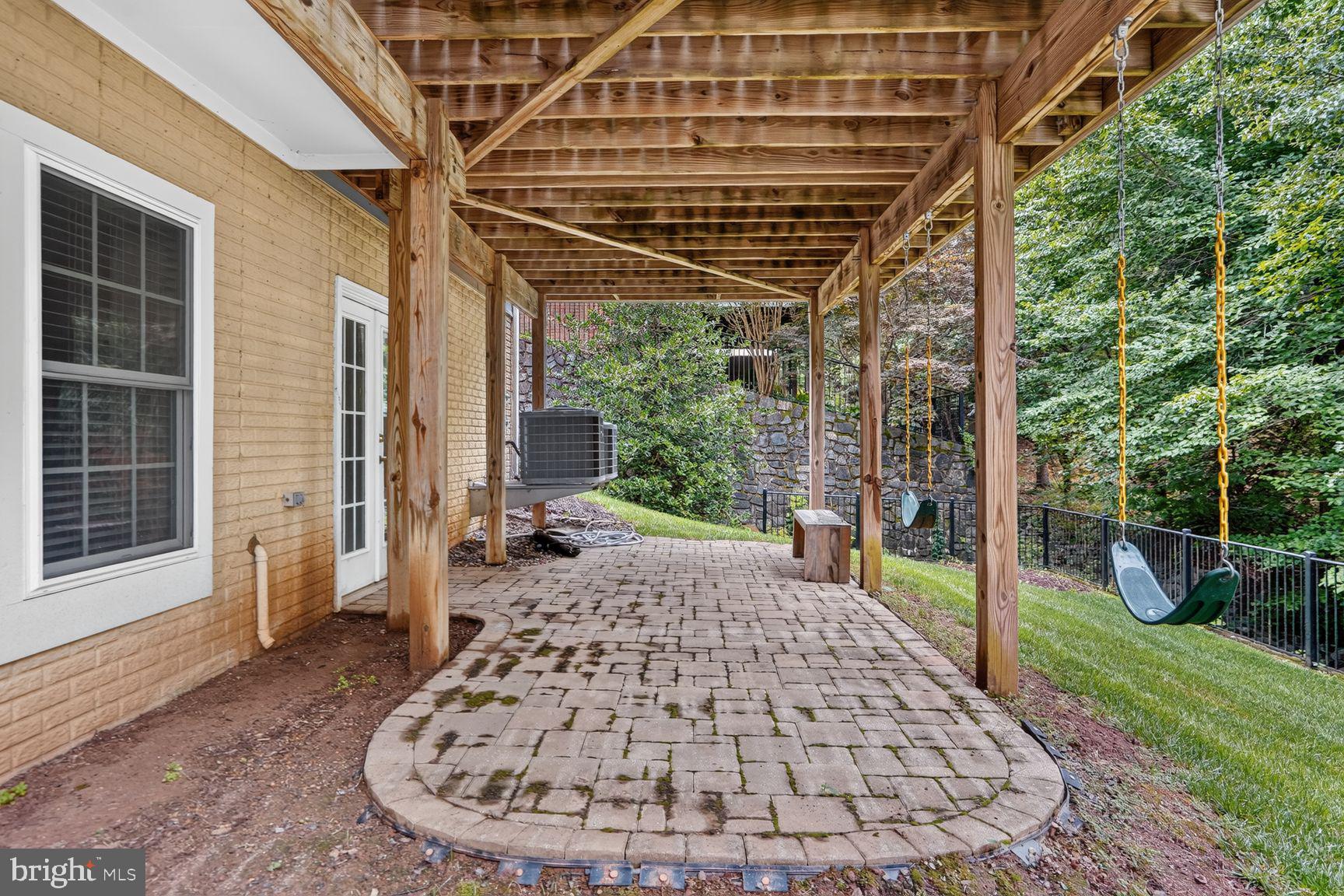 CASCADES/LOWES - Residential