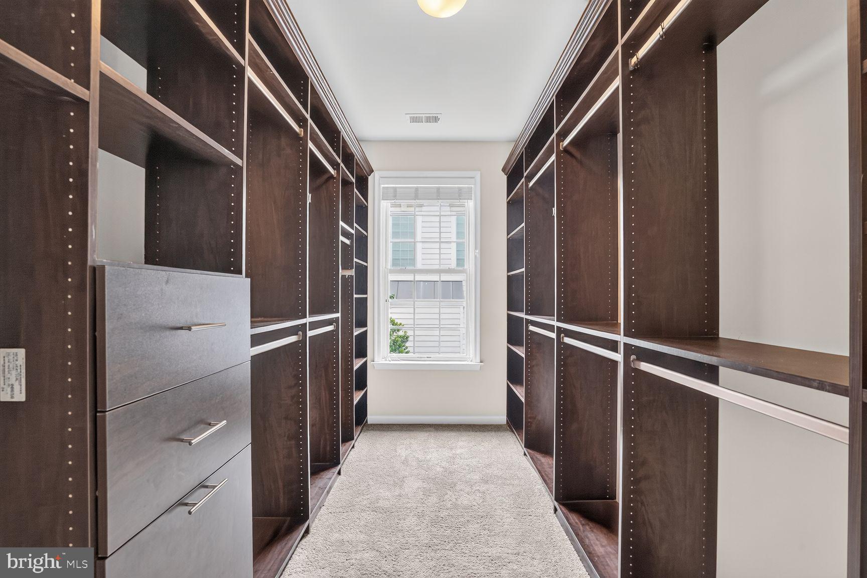 CASCADES/LOWES - Residential