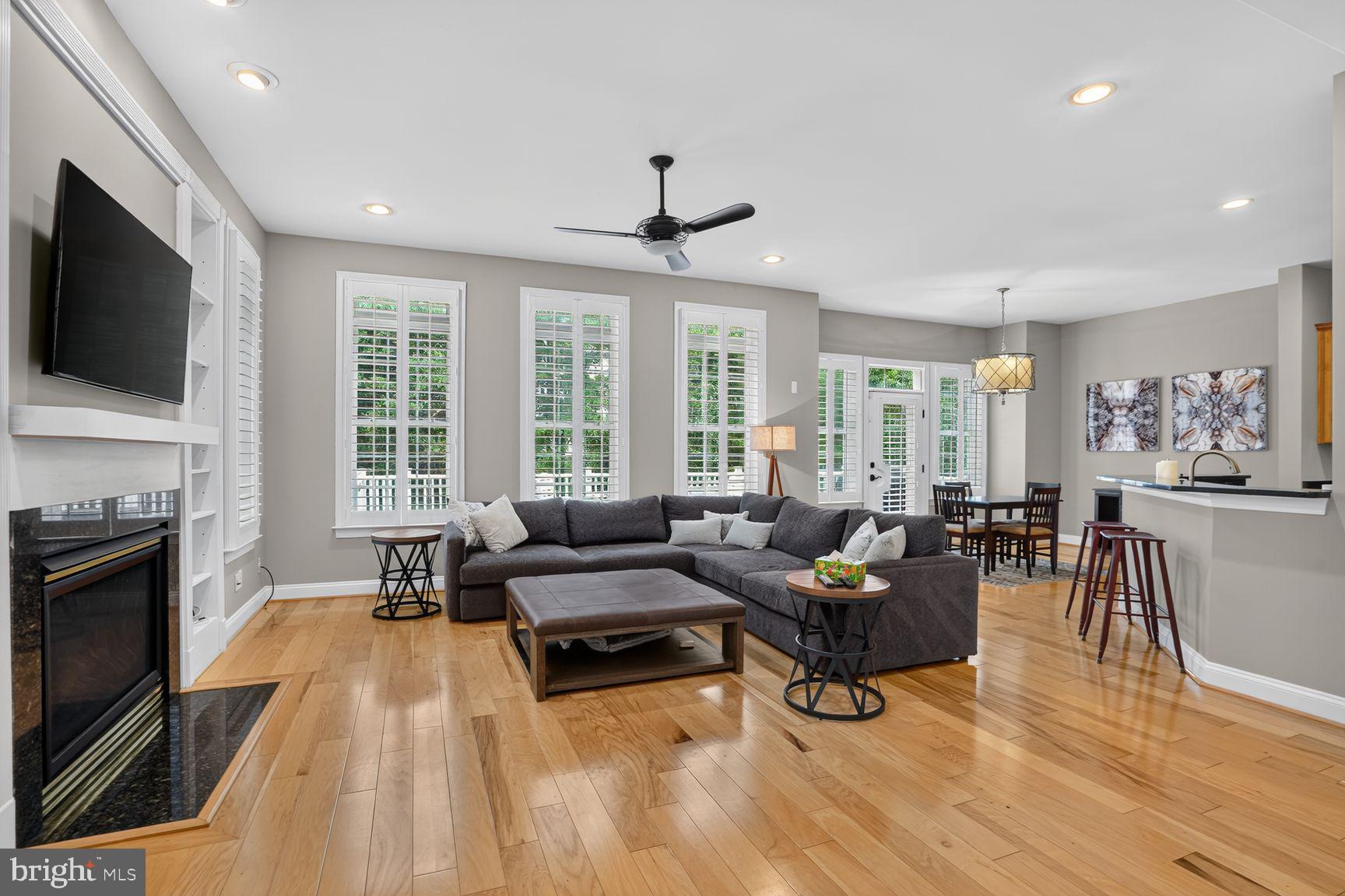 CASCADES/LOWES - Residential