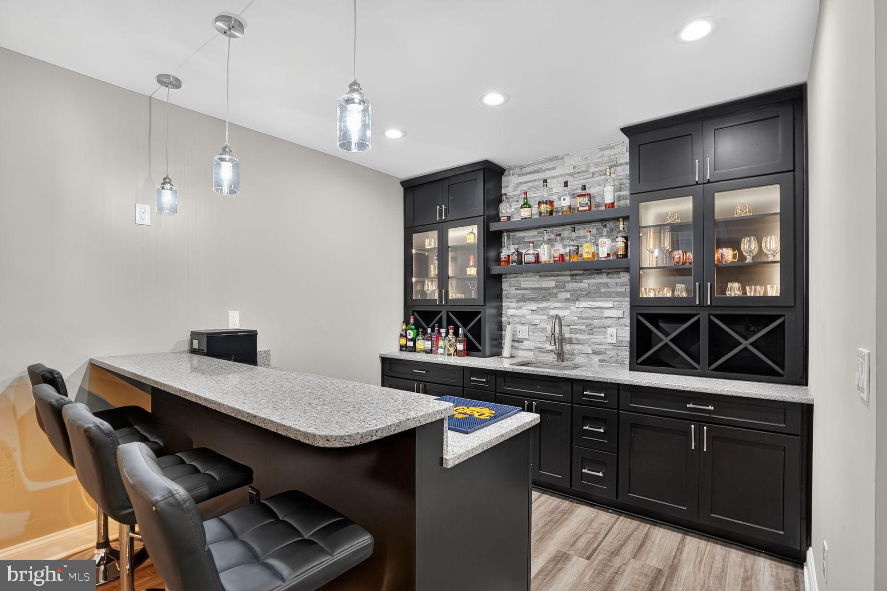 CASCADES/LOWES - Residential