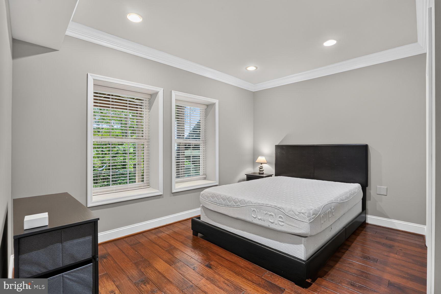 CASCADES/LOWES - Residential