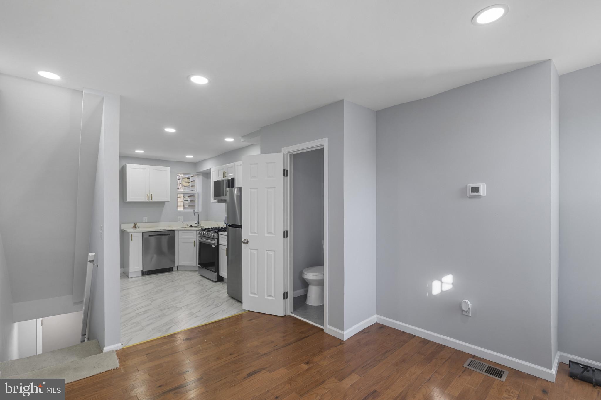 WYMAN PARK HAMPDEN - Residential