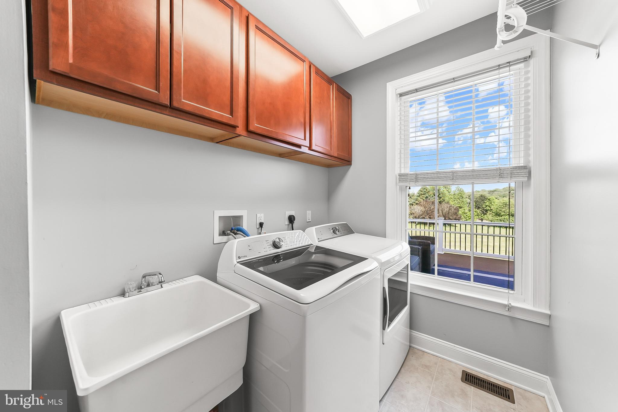 CANDLEWYCK - Residential