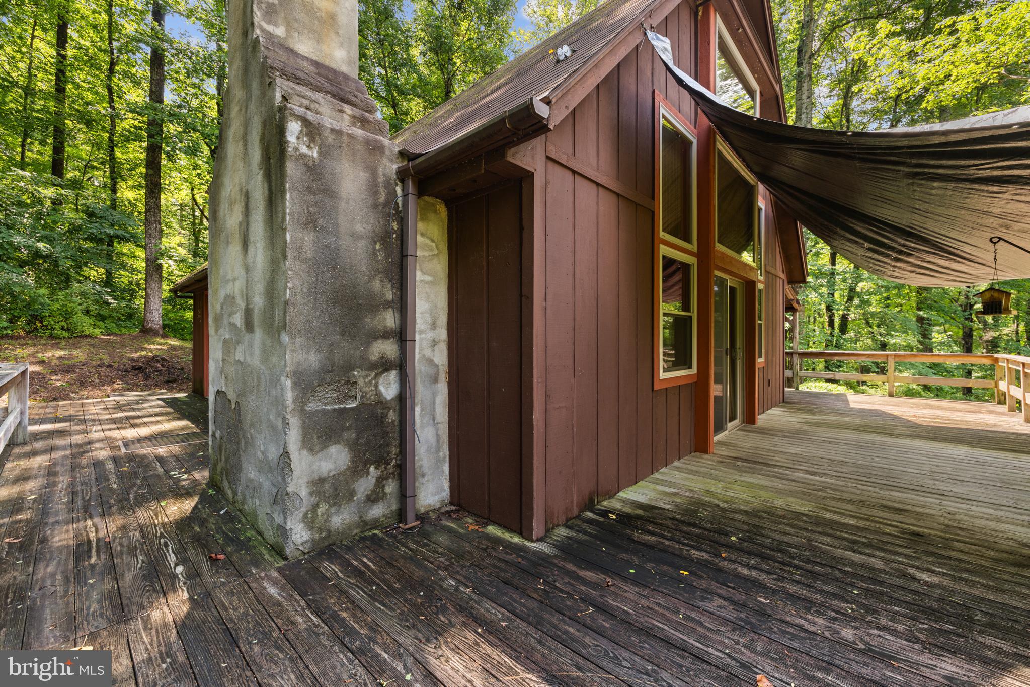 MIDDLE RIVER RETREAT - Residential