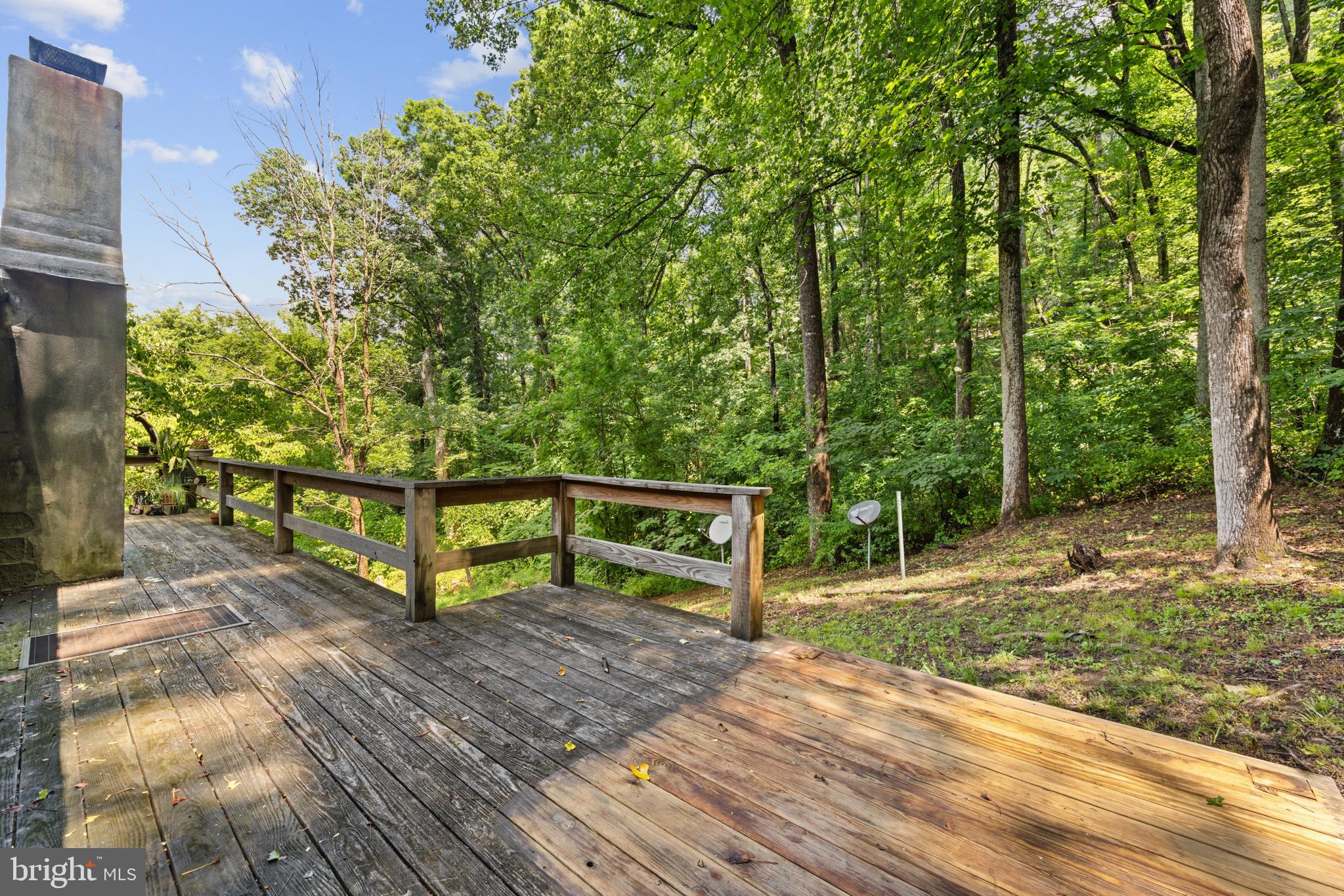 MIDDLE RIVER RETREAT - Residential