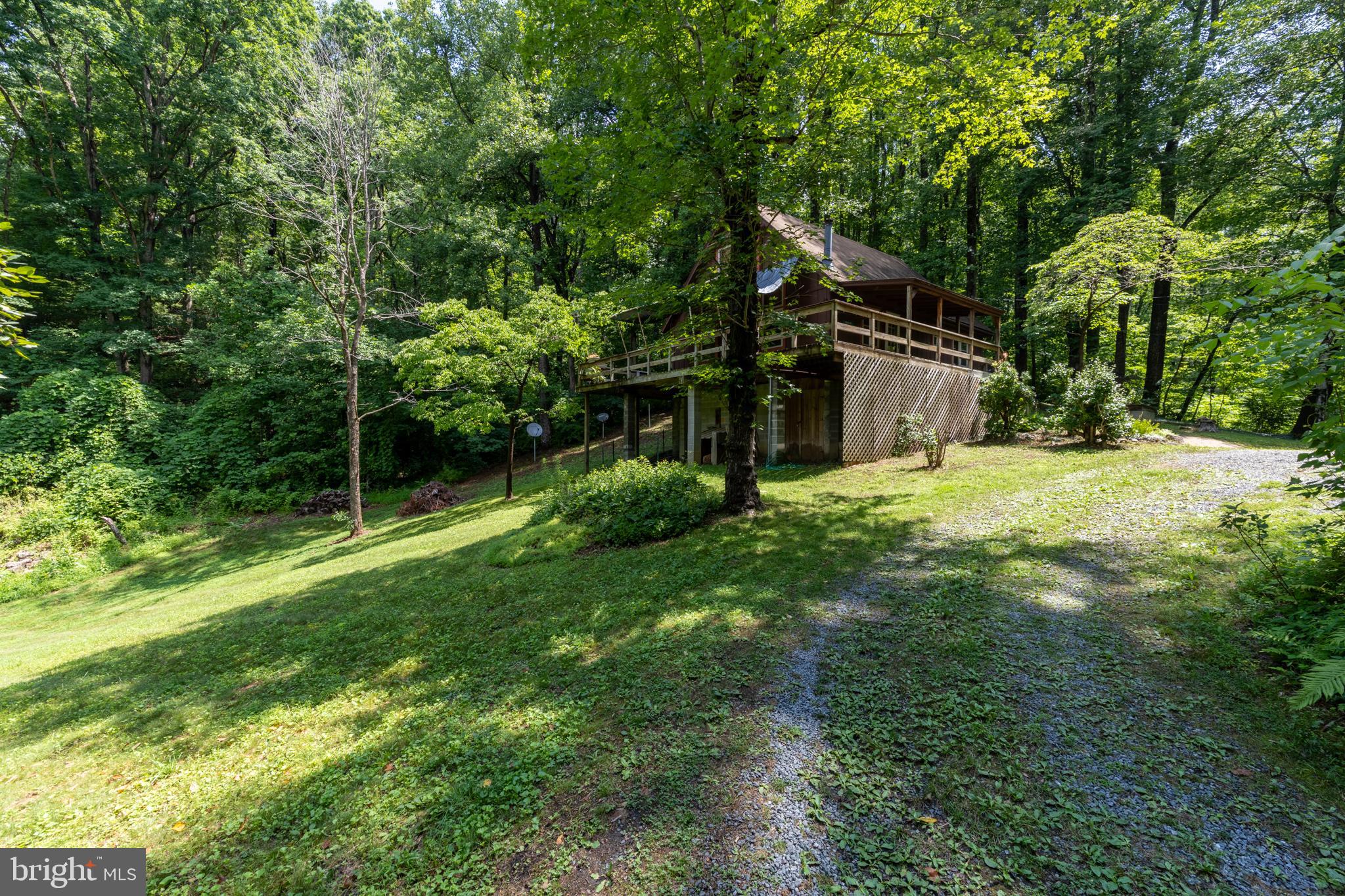 MIDDLE RIVER RETREAT - Residential