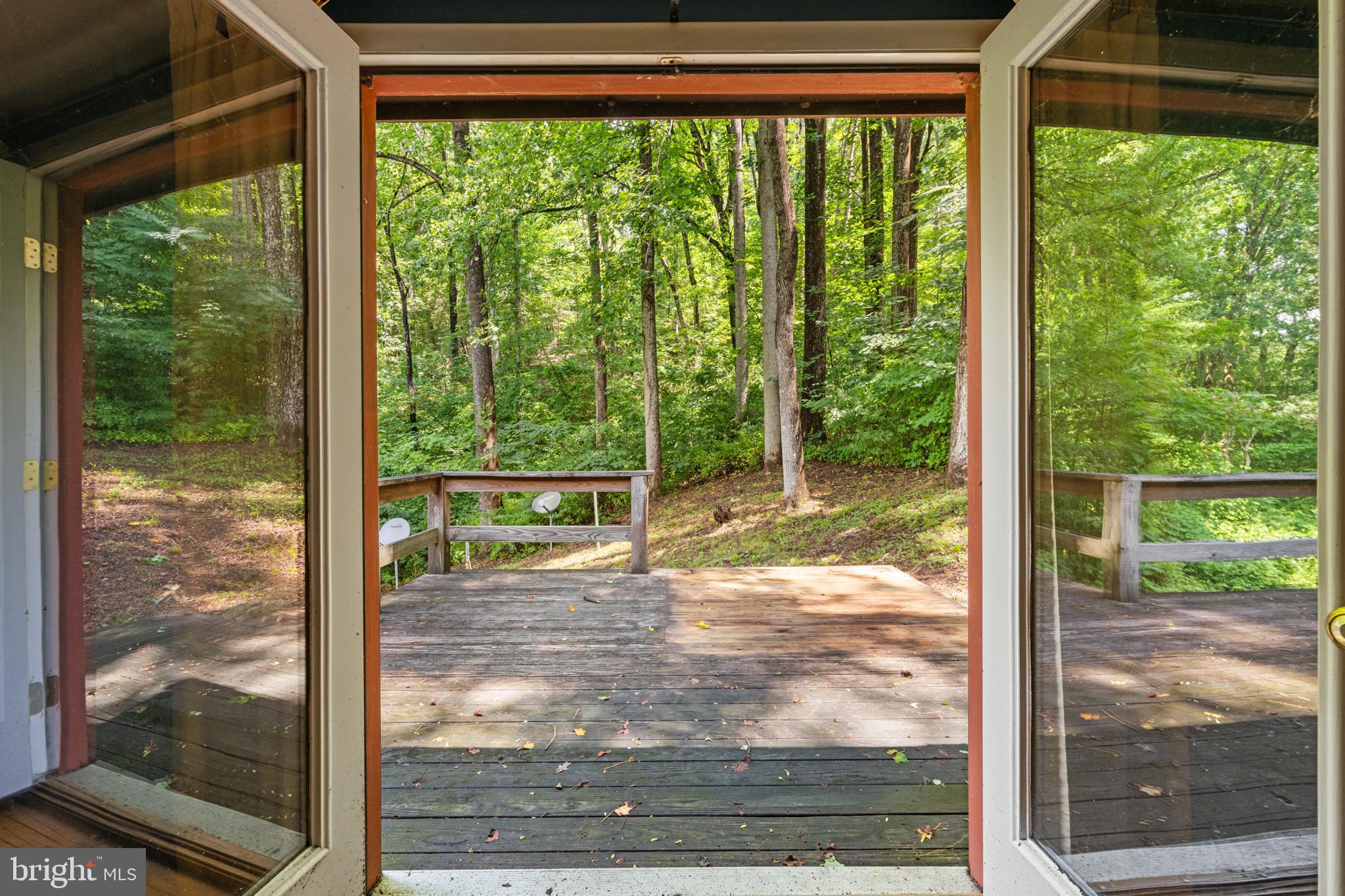 MIDDLE RIVER RETREAT - Residential