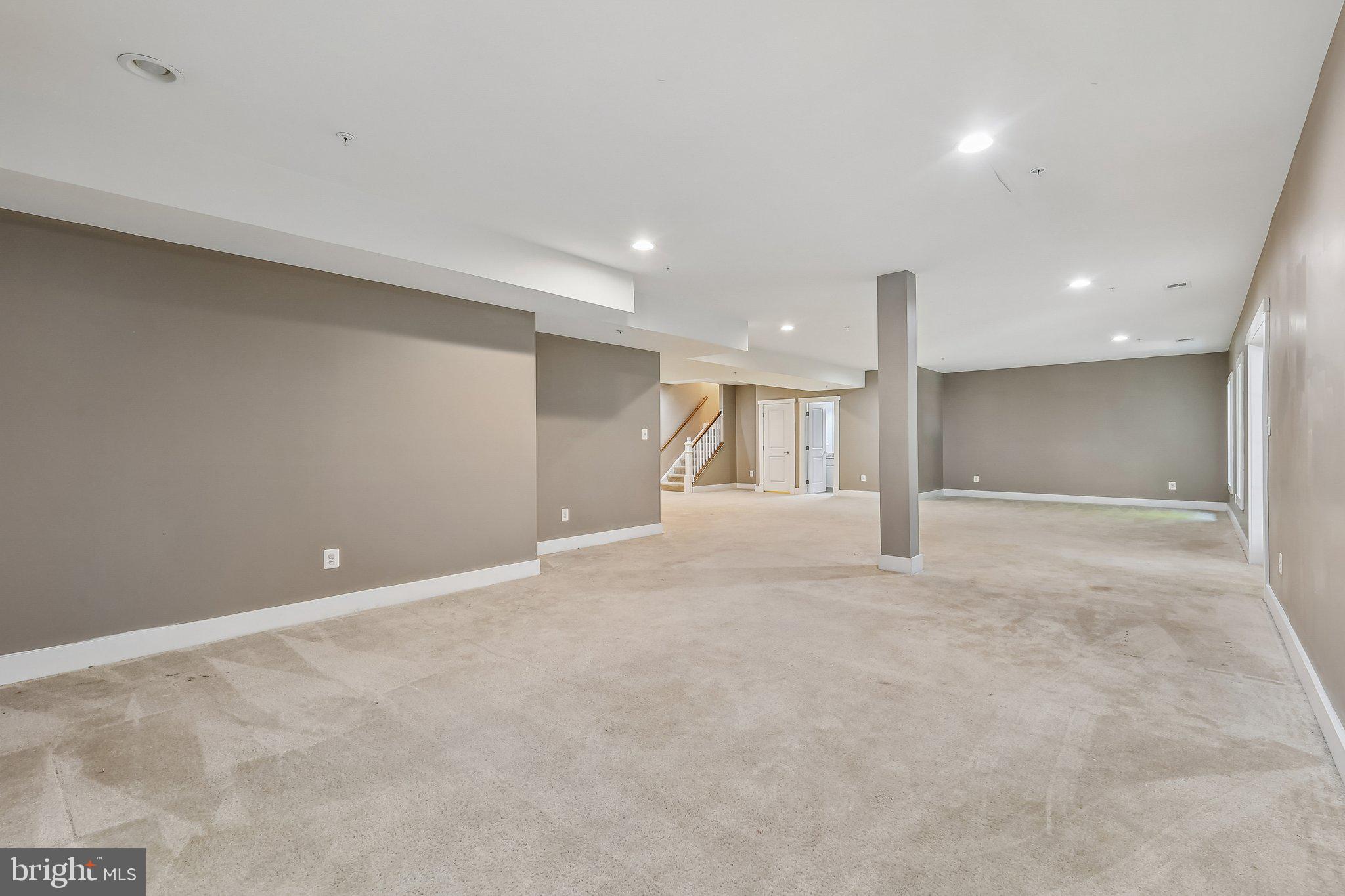 POTOMAC SHORES - Residential