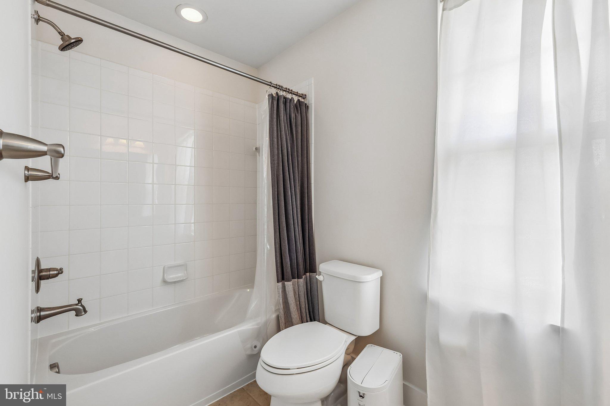 POTOMAC SHORES - Residential
