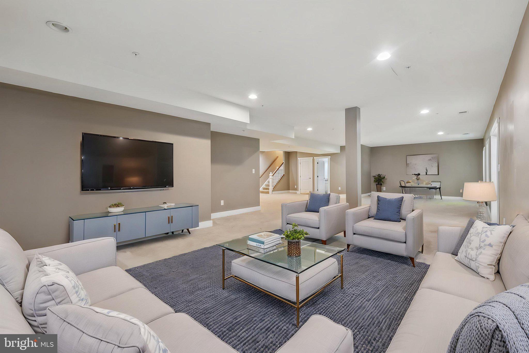 POTOMAC SHORES - Residential