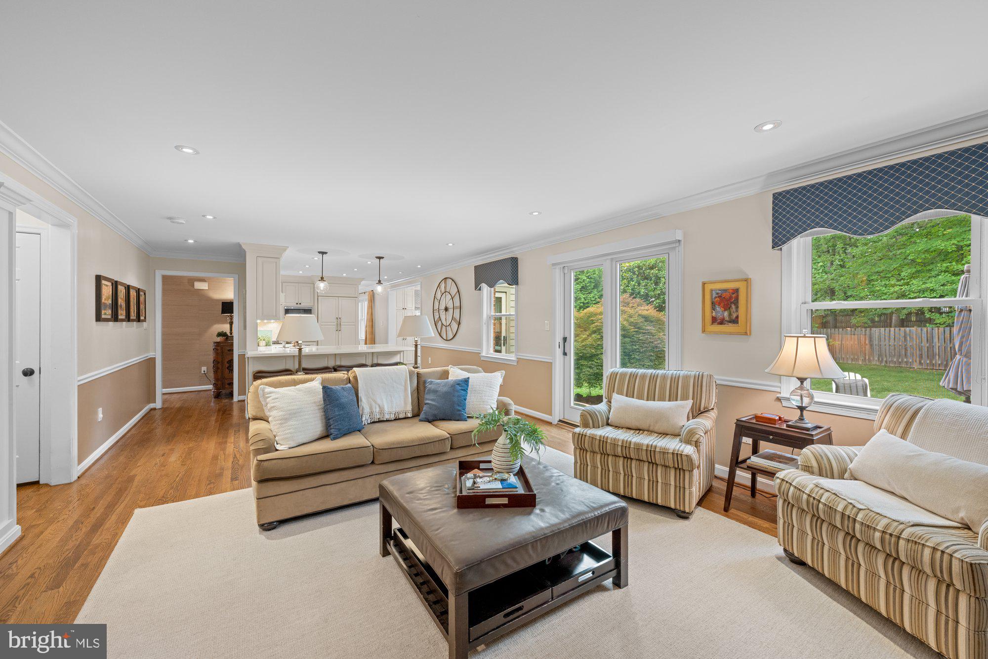 RIVER FALLS - Residential