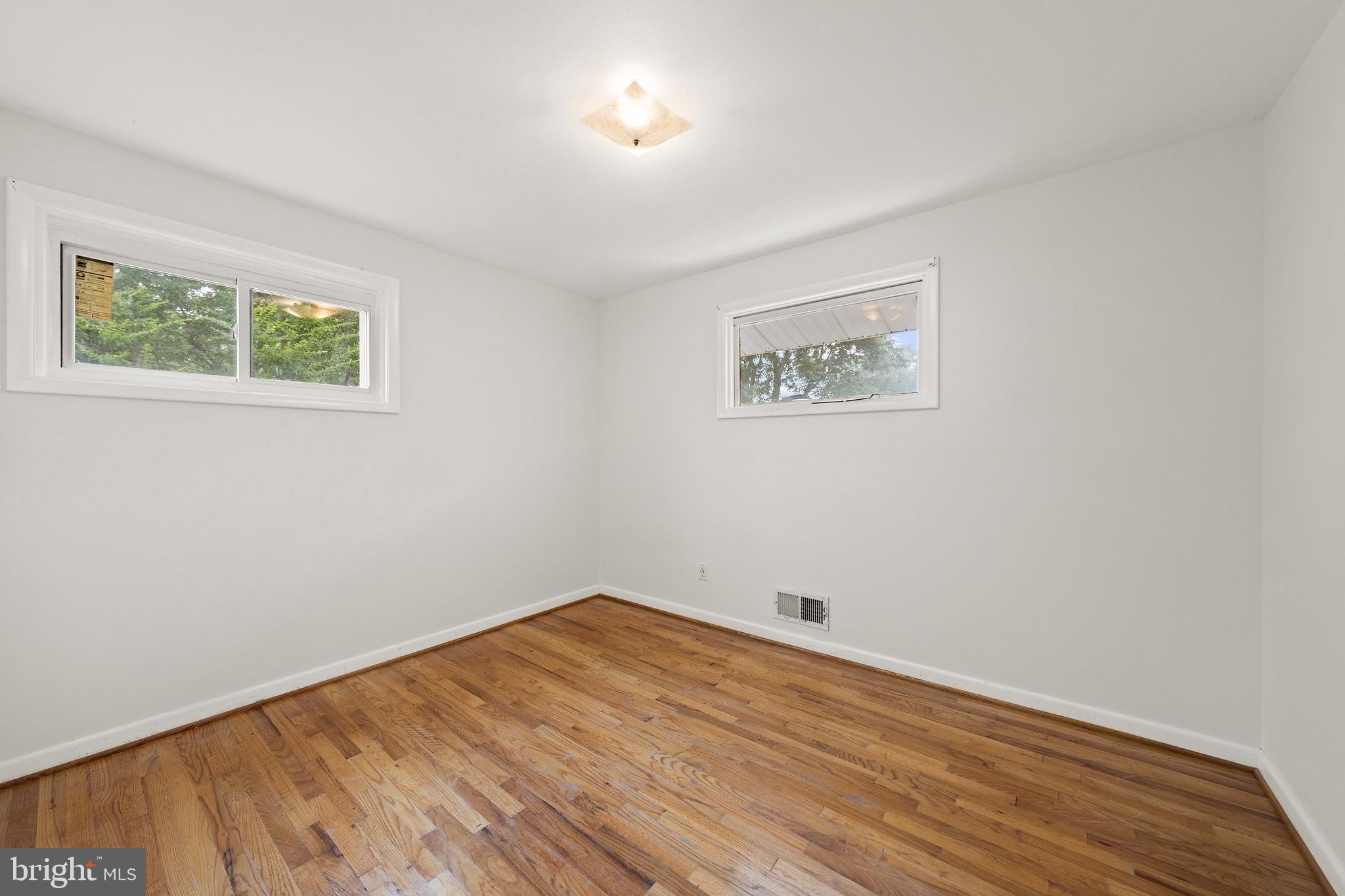 ASPEN KNOLLS - Residential