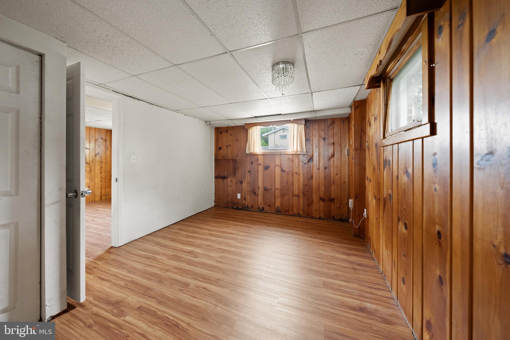 ASPEN KNOLLS - Residential